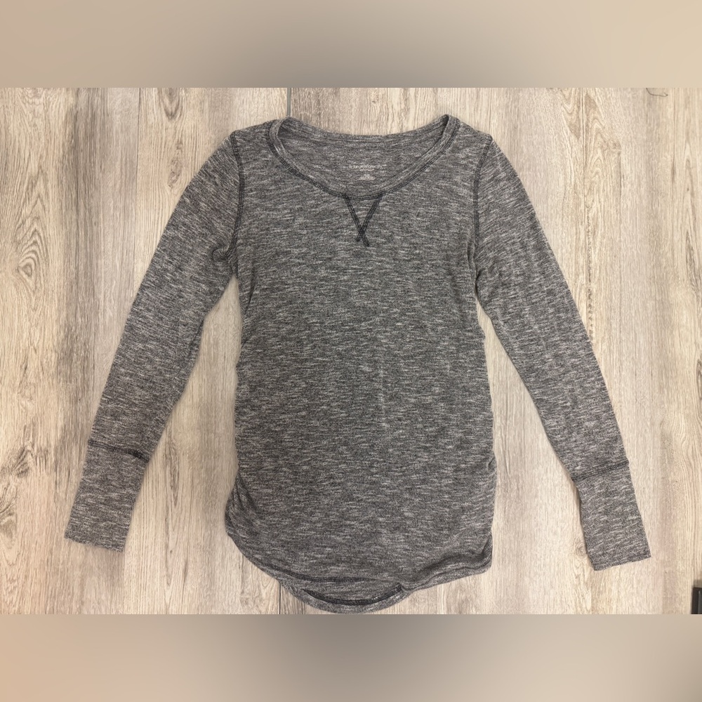 Liz Lange for Target Maternity Gray Long Sleeve Tee